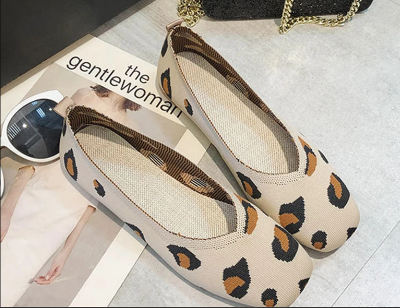 Mugrs™ Leopard Print Square Toe V-Cut Flats (Mugrs 2.0) - Apricot / 35/5/2